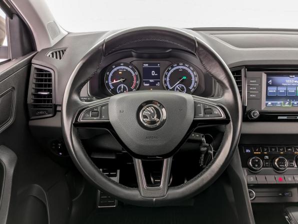 Skoda Karoq I с пробегом 2020 года, цена 2 250 000 рублей, 100700 км, внедорожник, Автокод Объявления