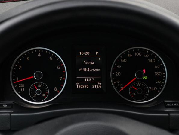 Volkswagen Tiguan I с пробегом 2011 года, цена 990 000 рублей, 180868 км, внедорожник, Автокод Объявления