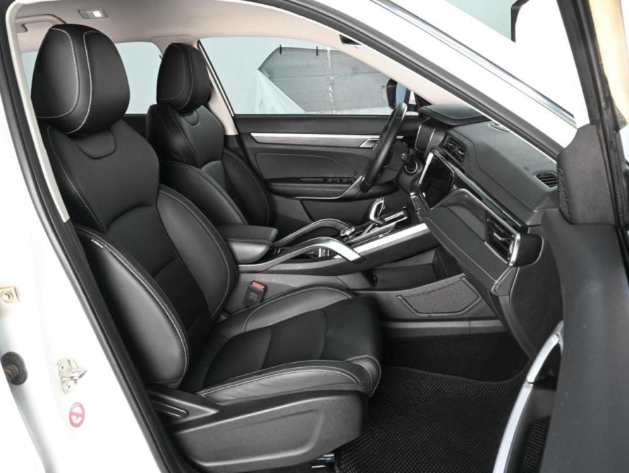 Geely Atlas I Ростов-на-Дону  - изображение 8