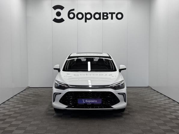 BAIC U5 Plus с пробегом 2023 года, цена 945 000 рублей, 114688 км, седан, Автокод Объявления