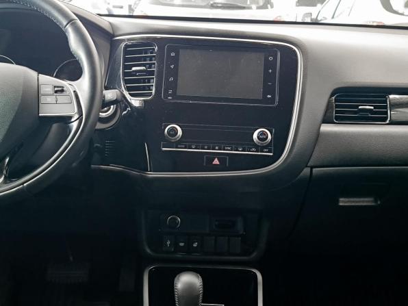 Mitsubishi Outlander III Рестайлинг 3 с пробегом 2021 года, цена 2 890 000 рублей, 47617 км, внедорожник, Автокод Объявления