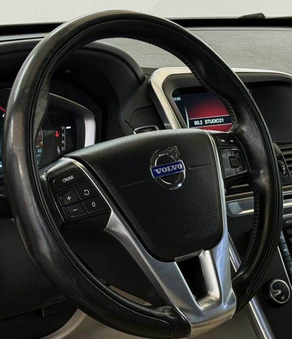 Volvo XC60 I Рестайлинг Москва  - изображение 11
