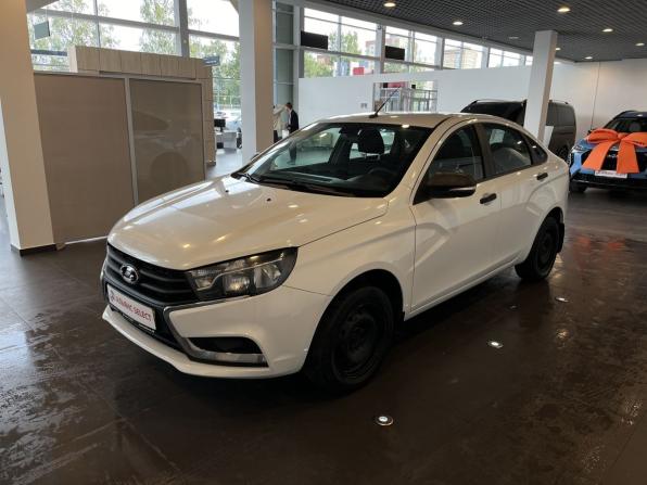 Lada (ВАЗ) Vesta I с пробегом 2021 года, цена 1 226 000 рублей, 90181 км, седан, Автокод Объявления
