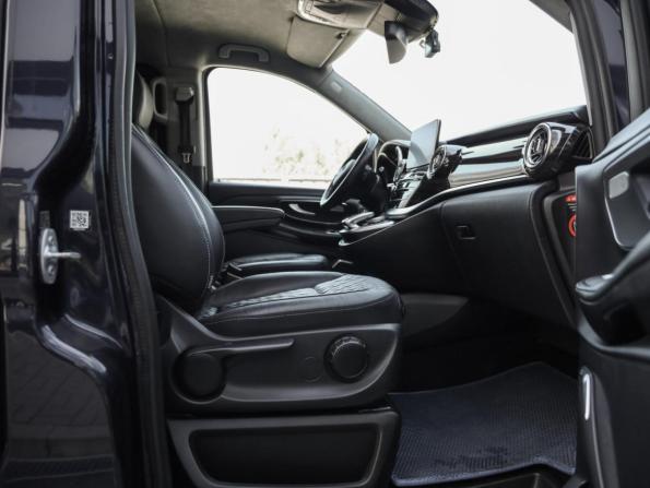 Mercedes-Benz V-Класс III (W447) с пробегом 2018 года, цена 5 590 000 рублей, 141760 км, минивэн, Автокод Объявления