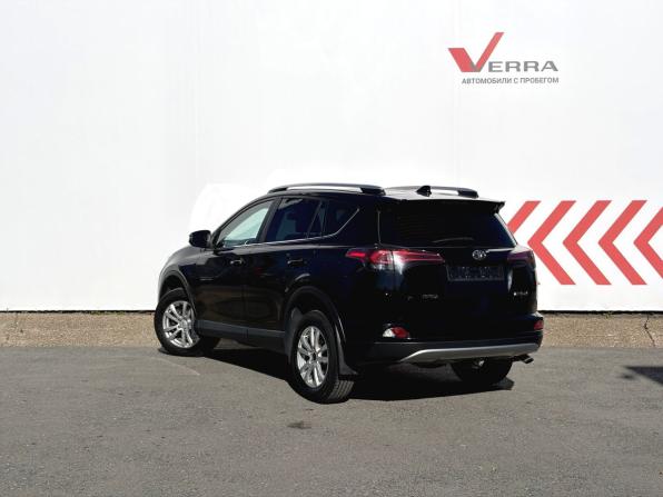 Toyota RAV4 IV (XA40) Рестайлинг с пробегом 2018 года, цена 2 680 000 рублей, 77318 км, внедорожник, Автокод Объявления