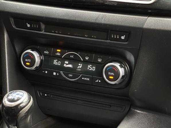 Mazda 3 III (BM) с пробегом 2014 года, цена 1 060 000 рублей, 276081 км, седан, Автокод Объявления