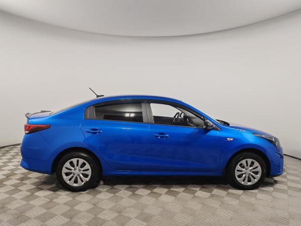 Kia Rio IV Рестайлинг с пробегом 2020 года, цена 1 599 000 рублей, 27780 км, седан, Автокод Объявления