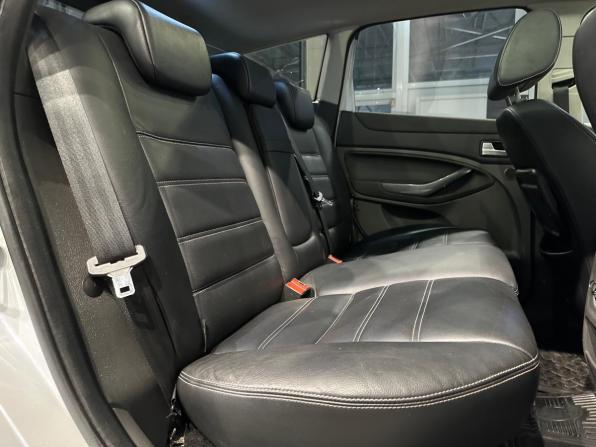 Ford Kuga I с пробегом 2011 года, цена 1 050 000 рублей, 211263 км, внедорожник, Автокод Объявления