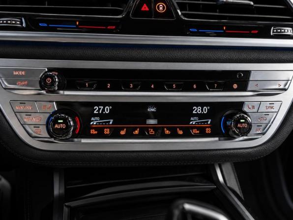 BMW 7 серии VI (G11/G12) Рестайлинг с пробегом 2019 года, цена 6 499 000 рублей, 95174 км, седан, Автокод Объявления