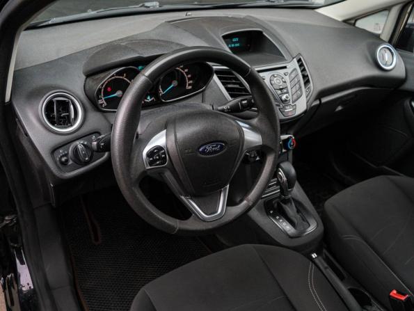 Ford Fiesta Mk6 Рестайлинг с пробегом 2016 года, цена 850 000 рублей, 145387 км, седан, Автокод Объявления