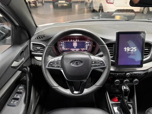 Lada (ВАЗ) Vesta I Рестайлинг (NG) с пробегом 2024 года, цена 1 528 000 рублей, 26000 км, универсал, Автокод Объявления
