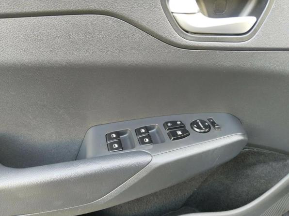 Hyundai Solaris II Рестайлинг с пробегом 2021 года, цена 1 717 200 рублей, 71706 км, седан, Автокод Объявления