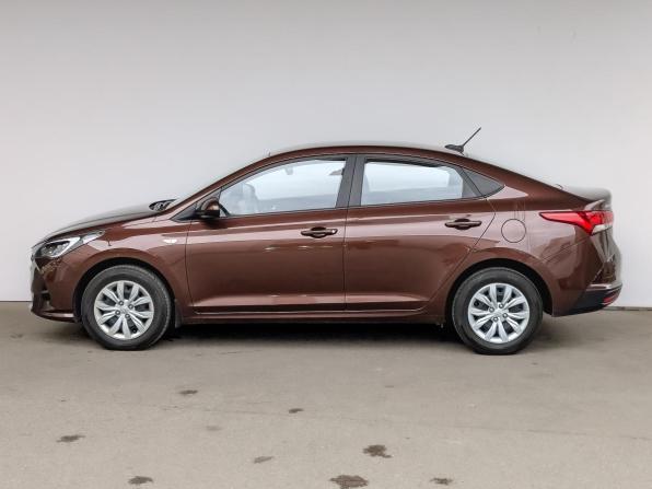 Hyundai Solaris II Рестайлинг с пробегом 2022 года, цена 1 625 000 рублей, 60964 км, седан, Автокод Объявления