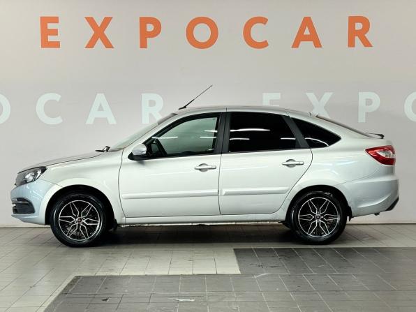 Lada (ВАЗ) Granta I Рестайлинг с пробегом 2019 года, цена 575 000 рублей, 108932 км, лифтбек, Автокод Объявления