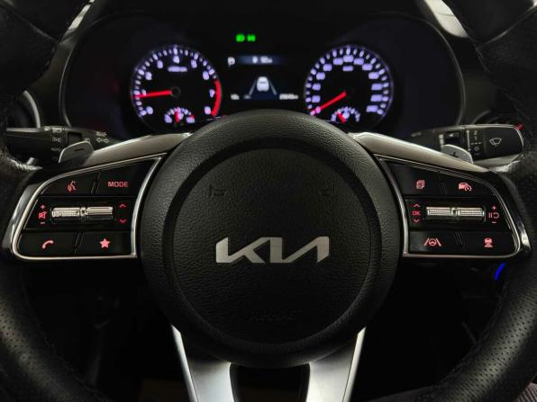 Kia Cerato IV Рестайлинг с пробегом 2021 года, цена 2 650 000 рублей, 29643 км, седан, Автокод Объявления