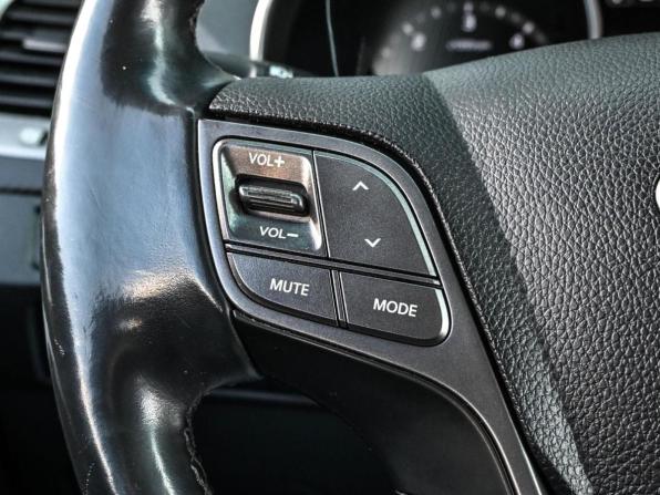 Hyundai Santa Fe III Рестайлинг с пробегом 2018 года, цена 2 349 000 рублей, 256929 км, внедорожник, Автокод Объявления