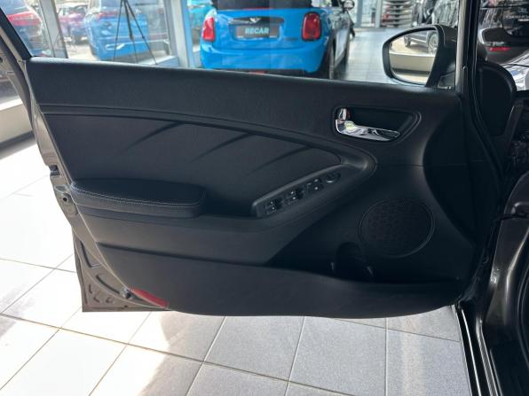 Kia Cerato III с пробегом 2013 года, цена 950 000 рублей, 168693 км, седан, Автокод Объявления