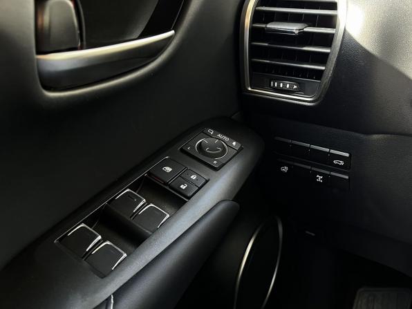 Lexus NX I Рестайлинг с пробегом 2020 года, цена 3 840 000 рублей, 70291 км, внедорожник, Автокод Объявления