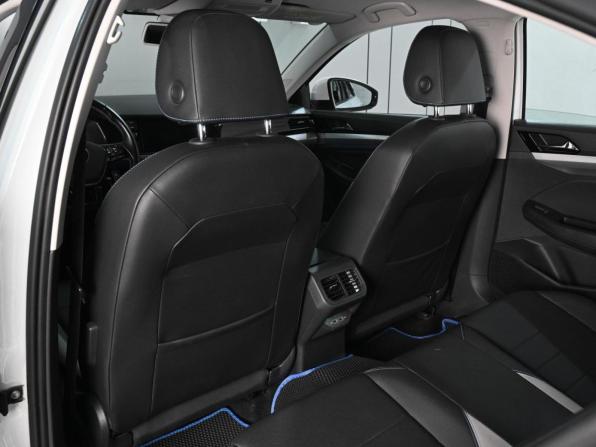 Volkswagen Bora IV с пробегом 2019 года, цена 1 849 000 рублей, 73384 км, седан, Автокод Объявления