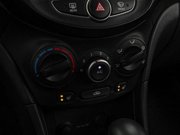 Hyundai Solaris I с пробегом 2014 года, цена 1 419 000 рублей, 27764 км, хэтчбек, Автокод Объявления