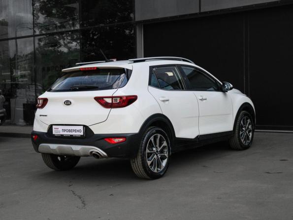Kia Stonic I с пробегом 2018 года, цена 1 450 000 рублей, 188059 км, внедорожник, Автокод Объявления