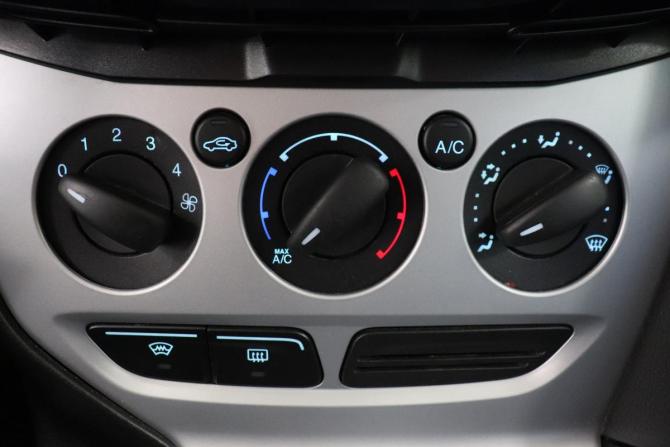 Ford Focus III с пробегом 2012 года, цена 839 000 рублей, 135675 км, седан, Автокод Объявления