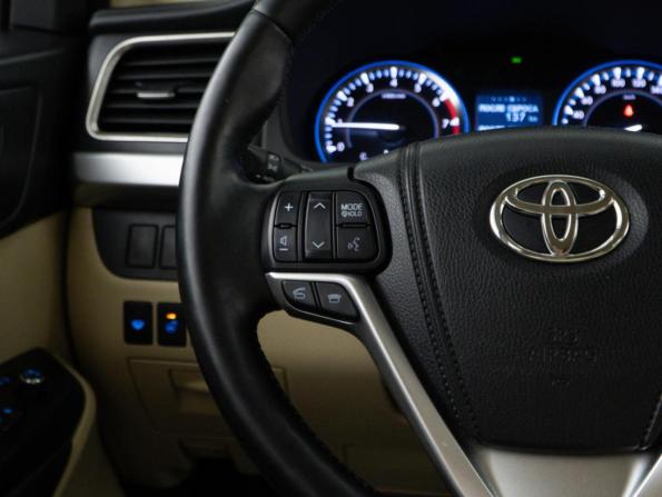 Toyota Highlander III (XU50) с пробегом 2014 года, цена 2 491 046 рублей, 224258 км, внедорожник, Автокод Объявления