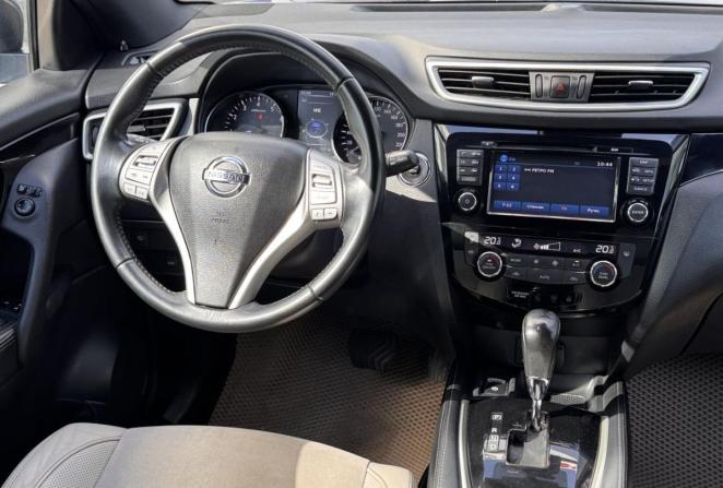 Nissan Qashqai II с пробегом 2016 года, цена 1 750 000 рублей, 141967 км, внедорожник, Автокод Объявления