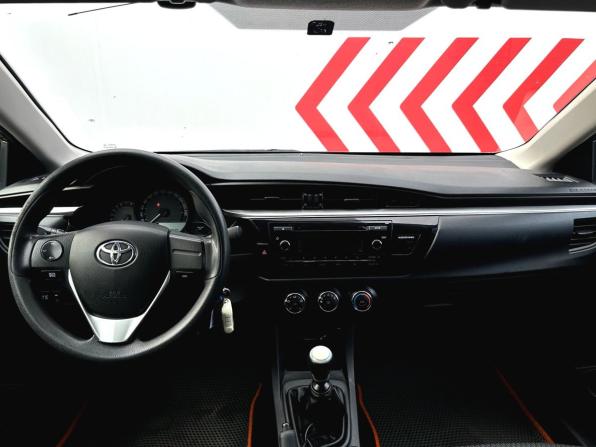 Toyota Corolla XI (E160 E170 E180) с пробегом 2014 года, цена 1 110 000 рублей, 219684 км, седан, Автокод Объявления