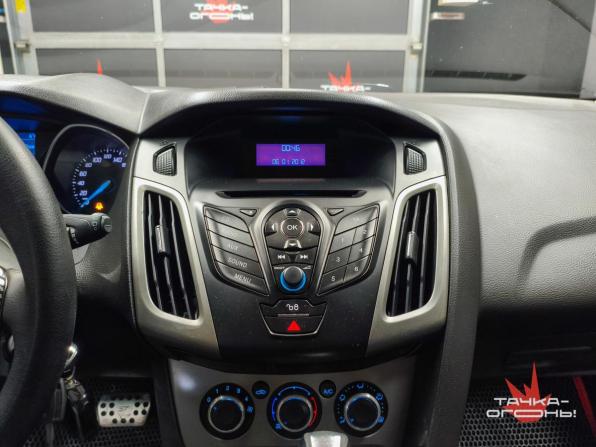 Ford Focus III с пробегом 2011 года, цена 560 000 рублей, 216538 км, хэтчбек, Автокод Объявления