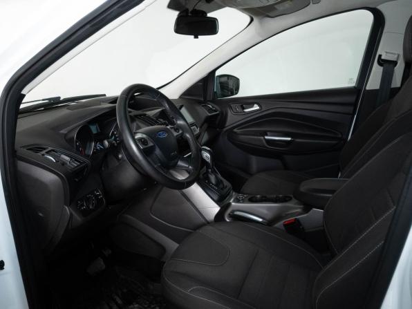 Ford Kuga II Рестайлинг с пробегом 2016 года, цена 1 598 000 рублей, 84413 км, внедорожник, Автокод Объявления
