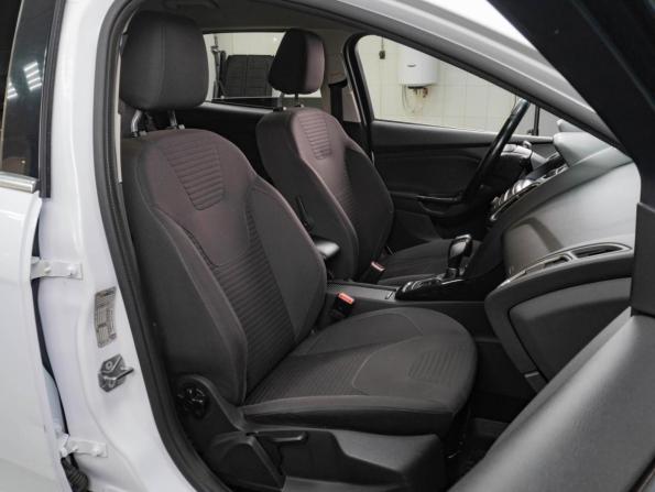 Ford Focus III Рестайлинг с пробегом 2017 года, цена 939 000 рублей, 208031 км, универсал, Автокод Объявления