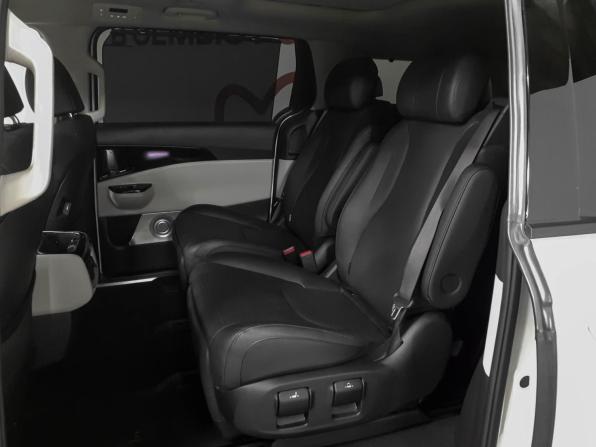 Kia Carnival IV с пробегом 2022 года, цена 4 240 000 рублей, 96500 км, минивэн, Автокод Объявления