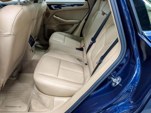 Porsche Macan I с пробегом 2016 года, цена 4 550 000 рублей, 48614 км, внедорожник, Автокод Объявления