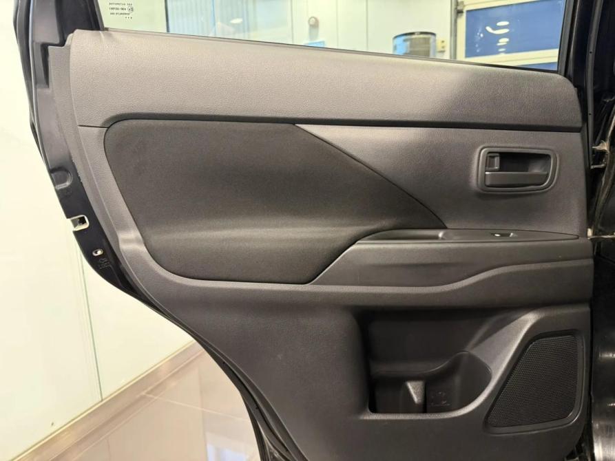 Mitsubishi Outlander III Рестайлинг 2 Подольск  - изображение 15