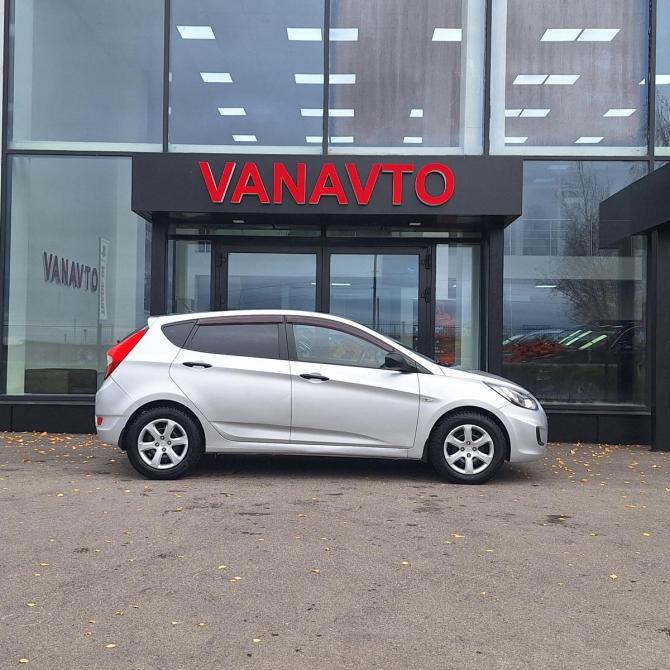 Hyundai Solaris I Азнакаево  - изображение 6