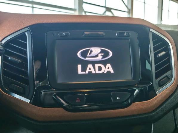 Lada (ВАЗ) XRAY I с пробегом 2019 года, цена 945 000 рублей, 192495 км, хэтчбек, Автокод Объявления
