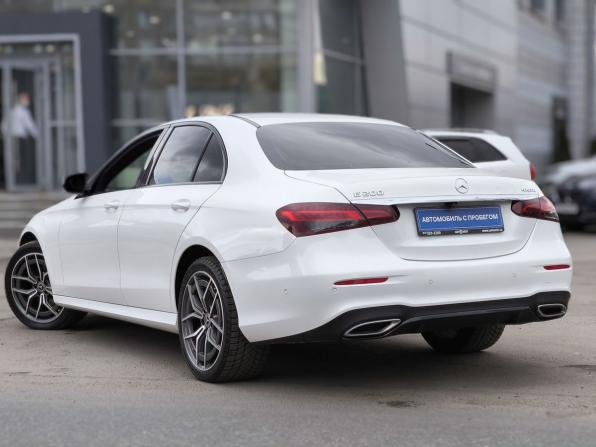 Mercedes-Benz E-Класс V (W213 S213 C238) Рестайлинг с пробегом 2021 года, цена 4 900 000 рублей, 45941 км, седан, Автокод Объявления