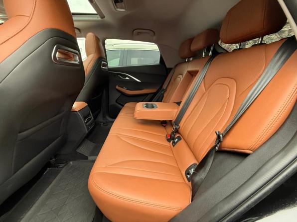Omoda C5 I с пробегом 2023 года, цена 1 529 000 рублей, 111883 км, внедорожник, Автокод Объявления