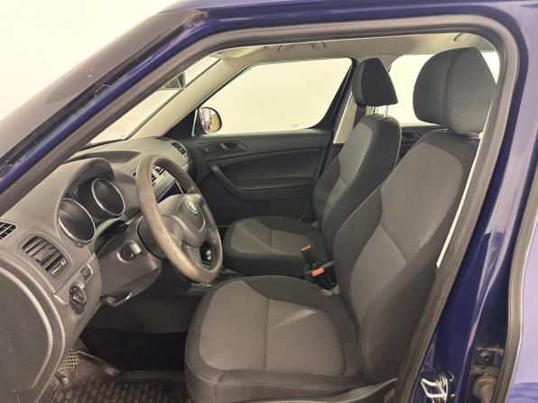 Skoda Yeti I с пробегом 2012 года, цена 815 000 рублей, 89505 км, внедорожник, Автокод Объявления