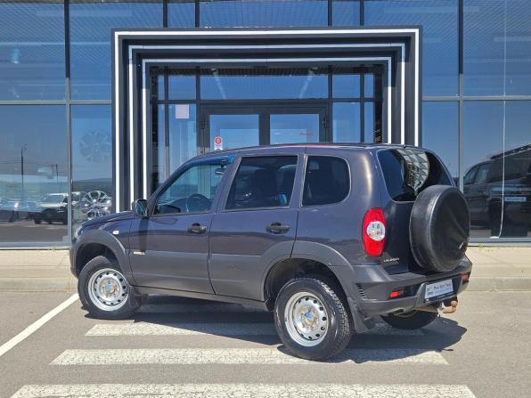Chevrolet Niva I Рестайлинг с пробегом 2017 года, цена 698 000 рублей, 88000 км, внедорожник, Автокод Объявления