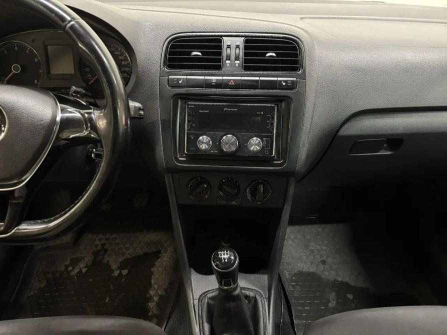 Volkswagen Polo V Рестайлинг Саратов  - изображение 10
