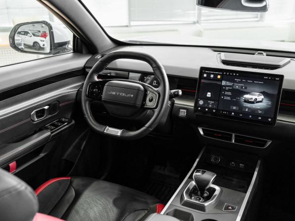 JETOUR DASHING I с пробегом 2024 года, цена 1 795 000 рублей, 37092 км, внедорожник, Автокод Объявления