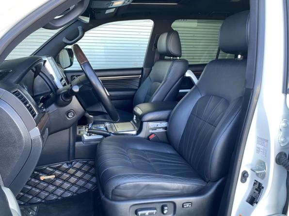 Toyota Land Cruiser 200 Series Рестайлинг 2 с пробегом 2018 года, цена 7 549 000 рублей, 228077 км, внедорожник, Автокод Объявления