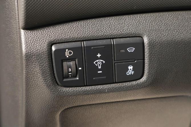 Hyundai Creta I с пробегом 2016 года, цена 1 649 000 рублей, 159000 км, внедорожник, Автокод Объявления