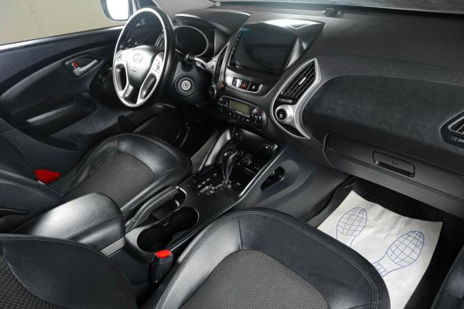 Hyundai ix35 I с пробегом 2012 года, цена 1 229 000 рублей, 265549 км, внедорожник, Автокод Объявления