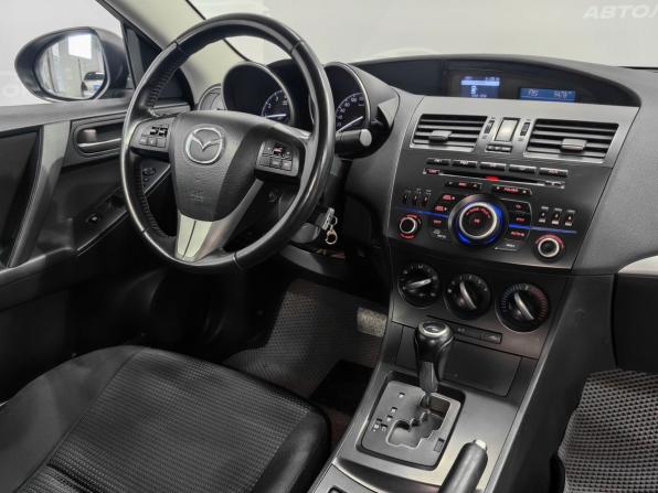 Mazda 3 II (BL) Рестайлинг с пробегом 2013 года, цена 900 000 рублей, 122100 км, седан, Автокод Объявления