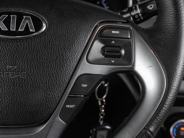 Kia Rio III Рестайлинг с пробегом 2015 года, цена 799 000 рублей, 198189 км, седан, Автокод Объявления