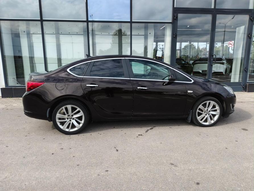 Opel Astra J Рестайлинг Воронеж  - изображение 6