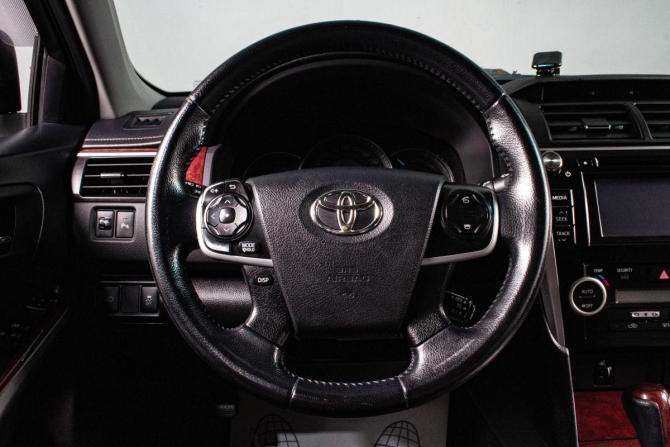 Toyota Camry VII (XV50) с пробегом 2012 года, цена 1 829 000 рублей, 121382 км, седан, Автокод Объявления